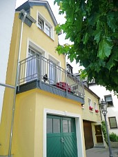 Mit Garage und BalkonBad mit Wanne und Dusche - Mosel Ferienhaus Bernkastel, Burgstraße 75, D-54470 Bernkastel-Kues